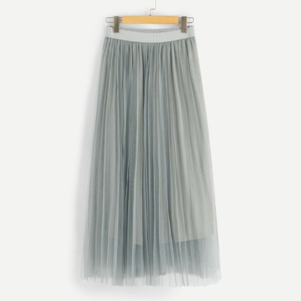 SHEIN Grey pleated tulle maxi skirt | Feminine soft‎ | Size 6